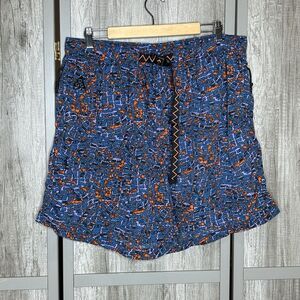 Nike ACG Shorts Mens Size XXL All Over Print Abstract Geometric 2XL